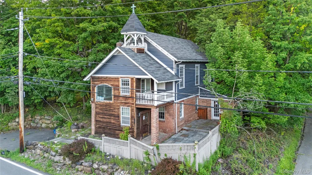 697 S Mountain Road New City, NY 10956