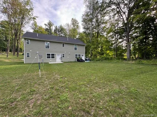 11 Alexandra Matthews Road #A Wallkill, NY 12589