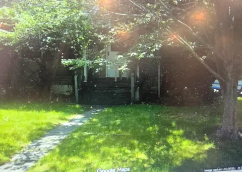 3 Ridge Street