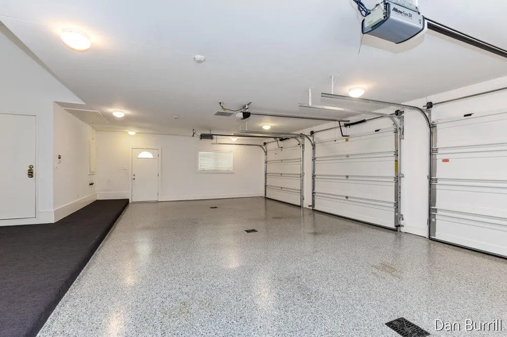 5999 Hillsborough Court SW Grandville, MI 49418