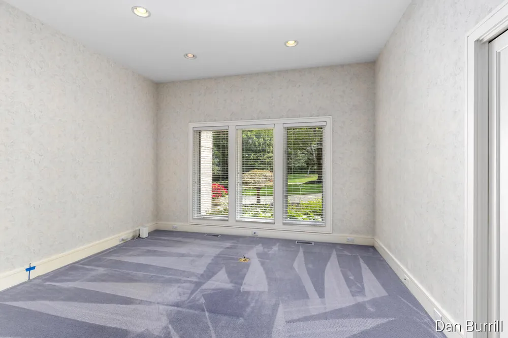 5999 Hillsborough Court SW Grandville, MI 49418
