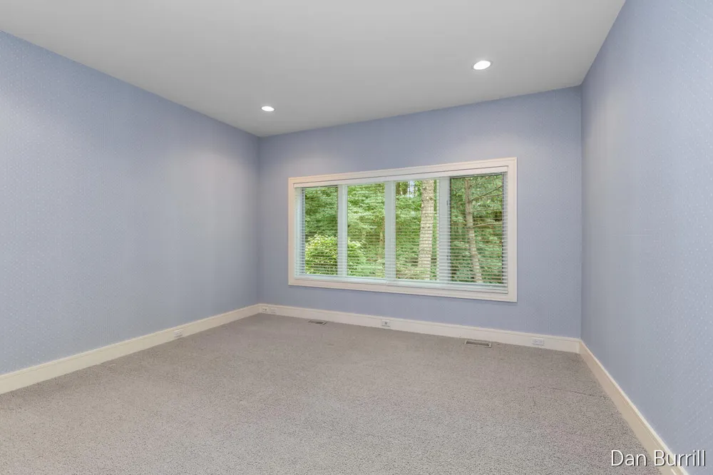 5999 Hillsborough Court SW Grandville, MI 49418