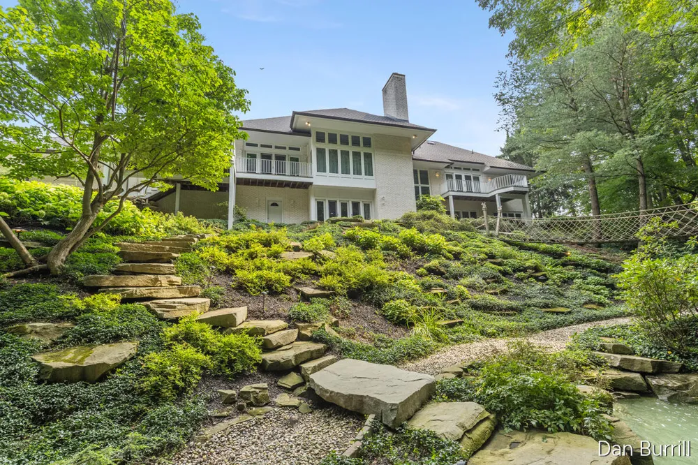 5999 Hillsborough Court SW Grandville, MI 49418