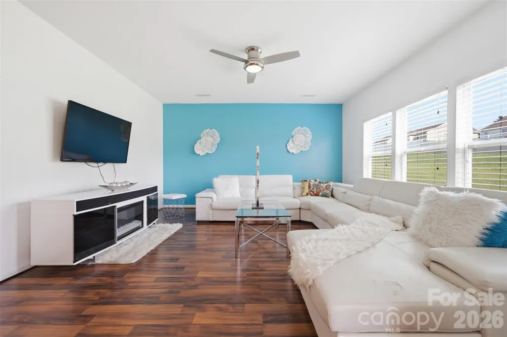 1991 Clear Brook Drive Kannapolis, NC 28083