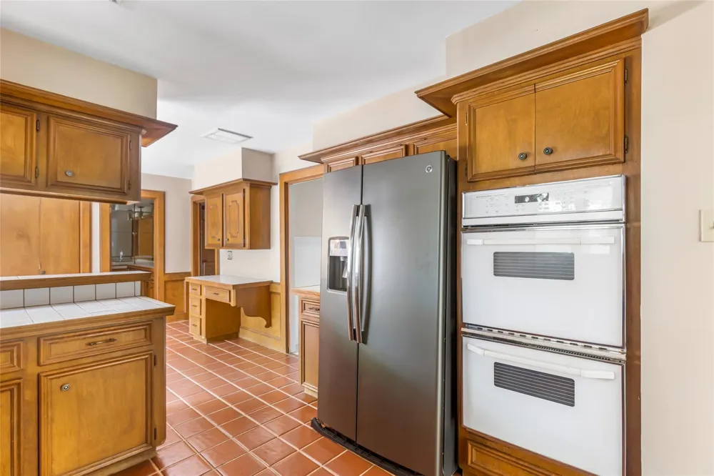 2210 Laurel Hill Drive Kingwood, TX 77339