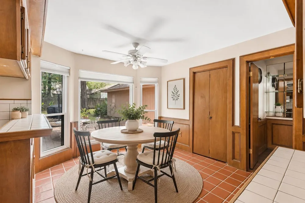2210 Laurel Hill Drive Kingwood, TX 77339