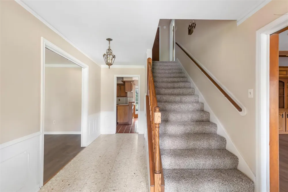 2210 Laurel Hill Drive Kingwood, TX 77339
