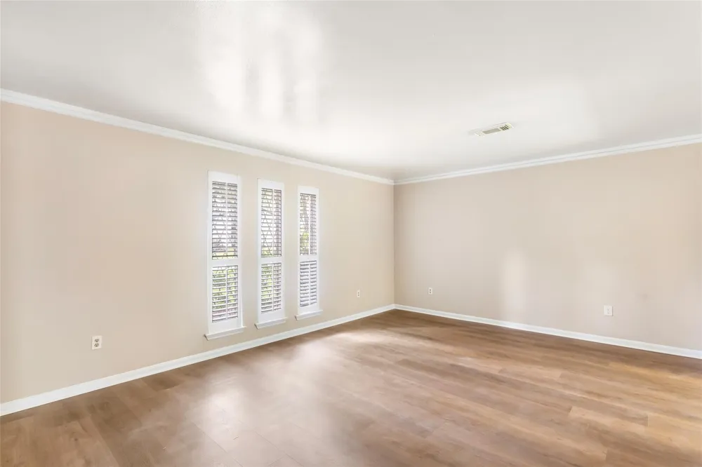 2210 Laurel Hill Drive Kingwood, TX 77339