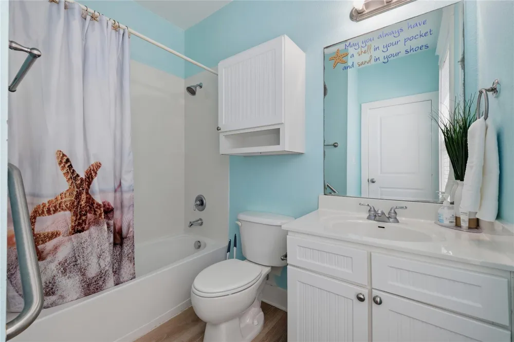 4218 King Rail Circle Galveston, TX 77554