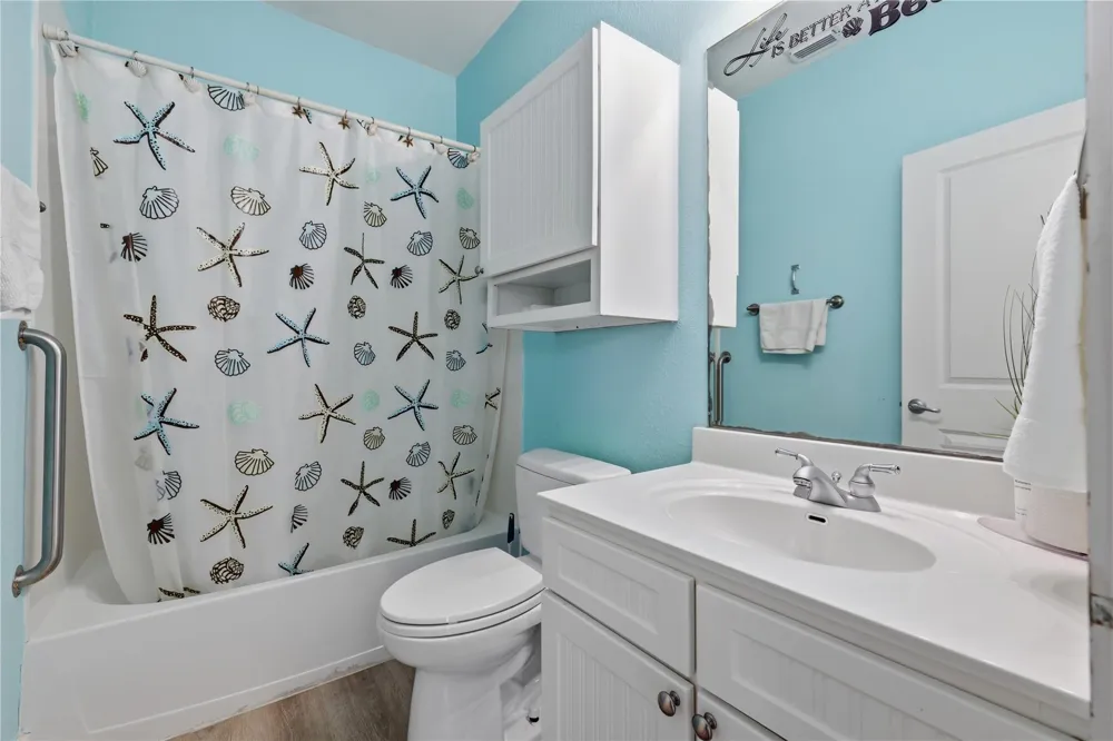 4218 King Rail Circle Galveston, TX 77554