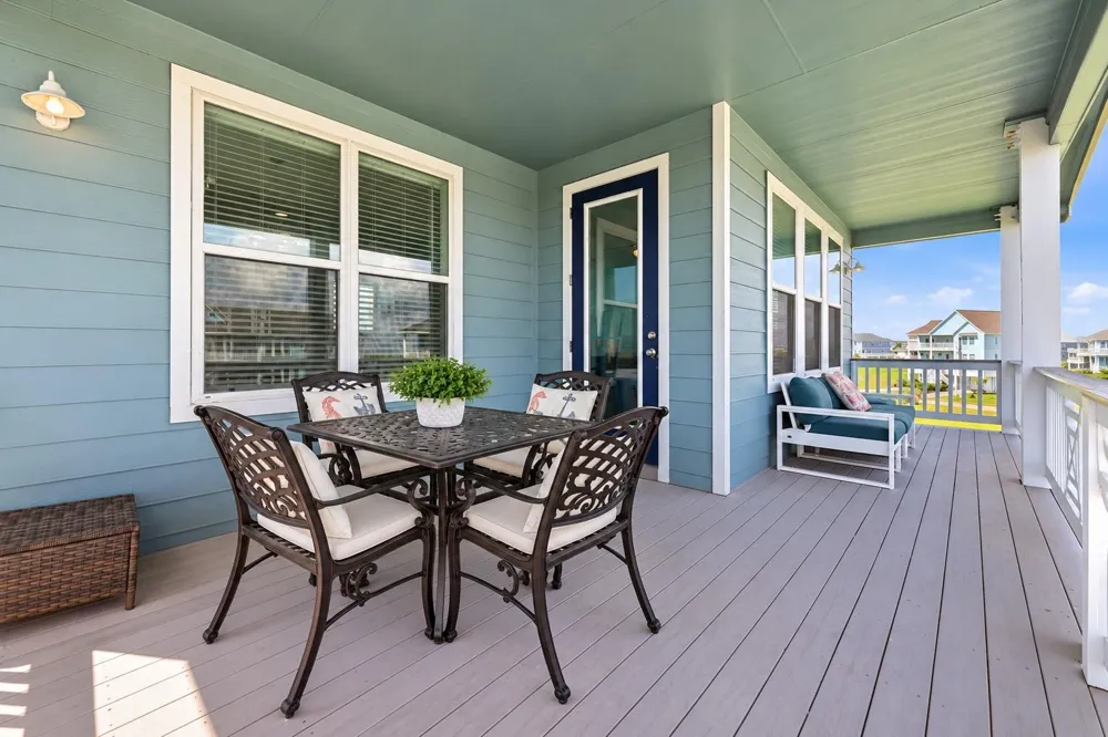 4218 King Rail Circle Galveston, TX 77554