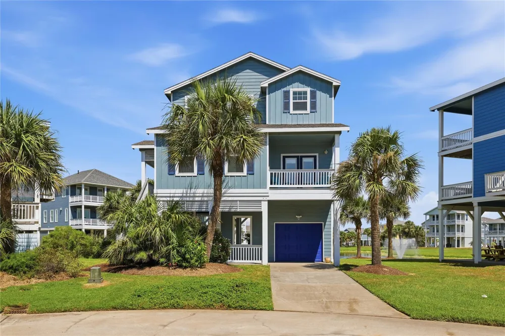 4218 King Rail Circle Galveston, TX 77554