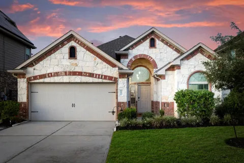3635 Lake Bend Shore Drive