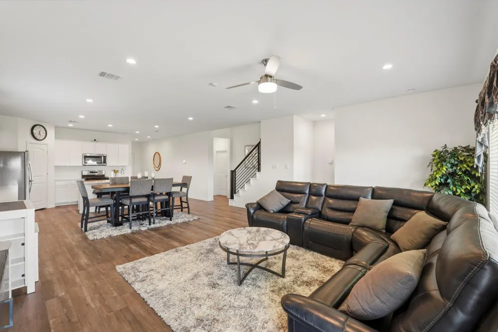 17946 Sommerset Falls Ln Crosby, TX 77532