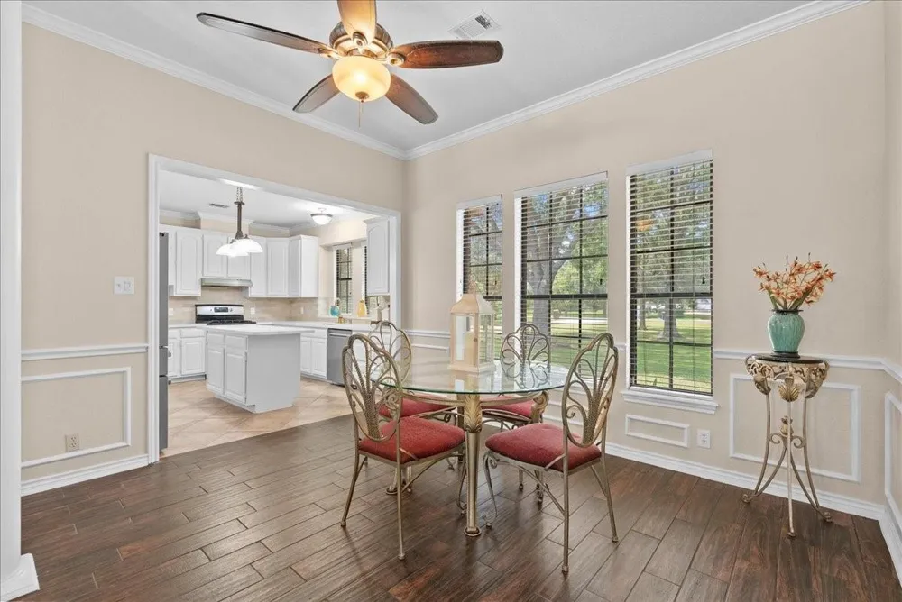 5255 Beaver Road Santa Fe, TX 77517