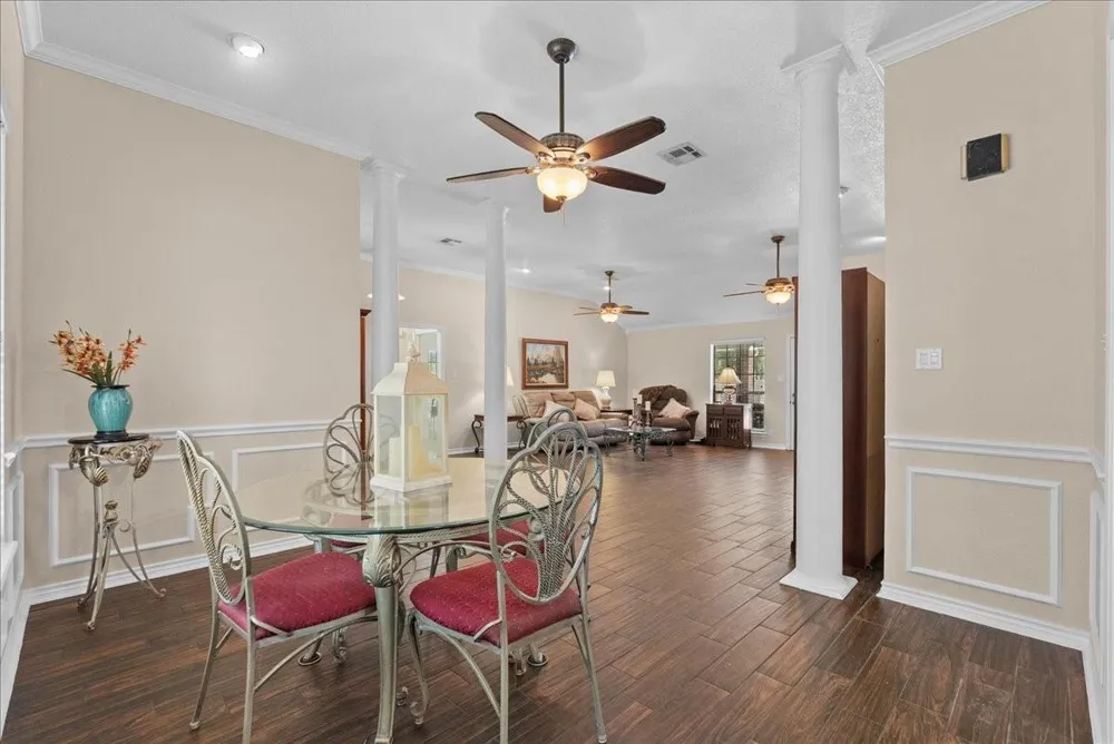 5255 Beaver Road Santa Fe, TX 77517