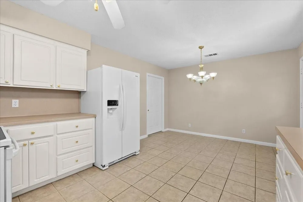 5255 Beaver Road Santa Fe, TX 77517