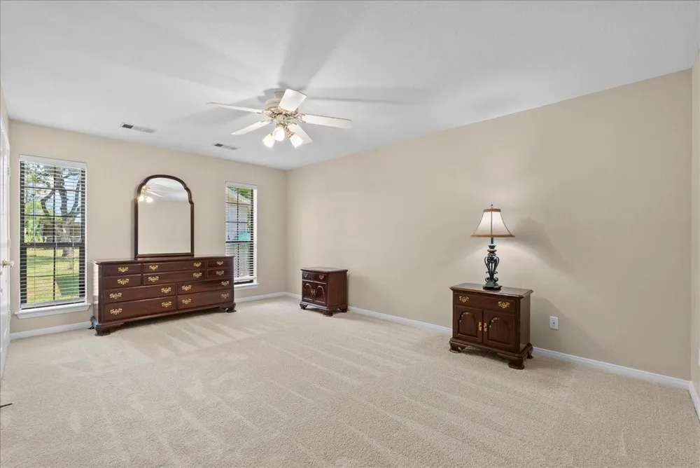 5255 Beaver Road Santa Fe, TX 77517