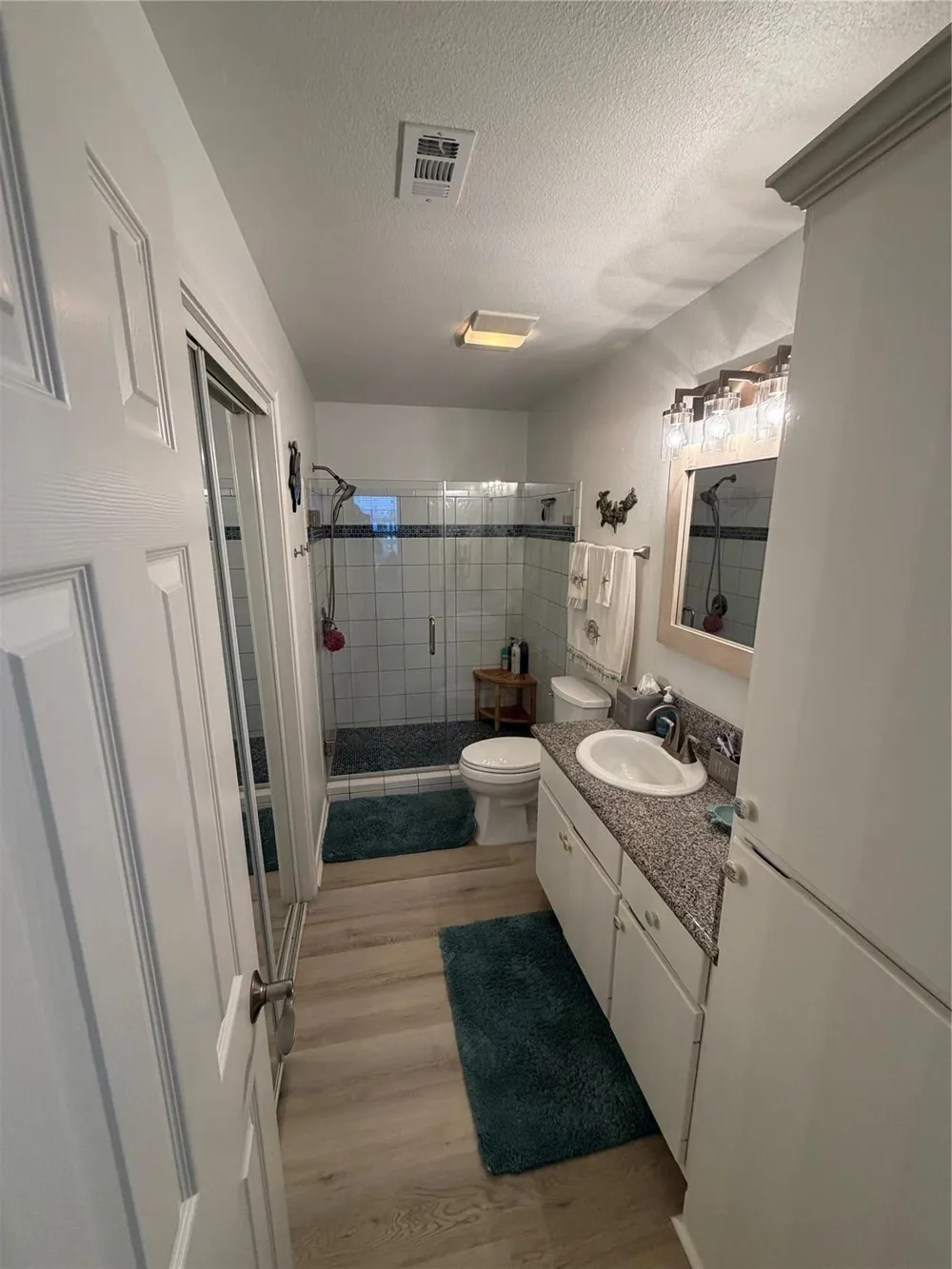 980 S Stingaree Drive Crystal Beach, TX 77650