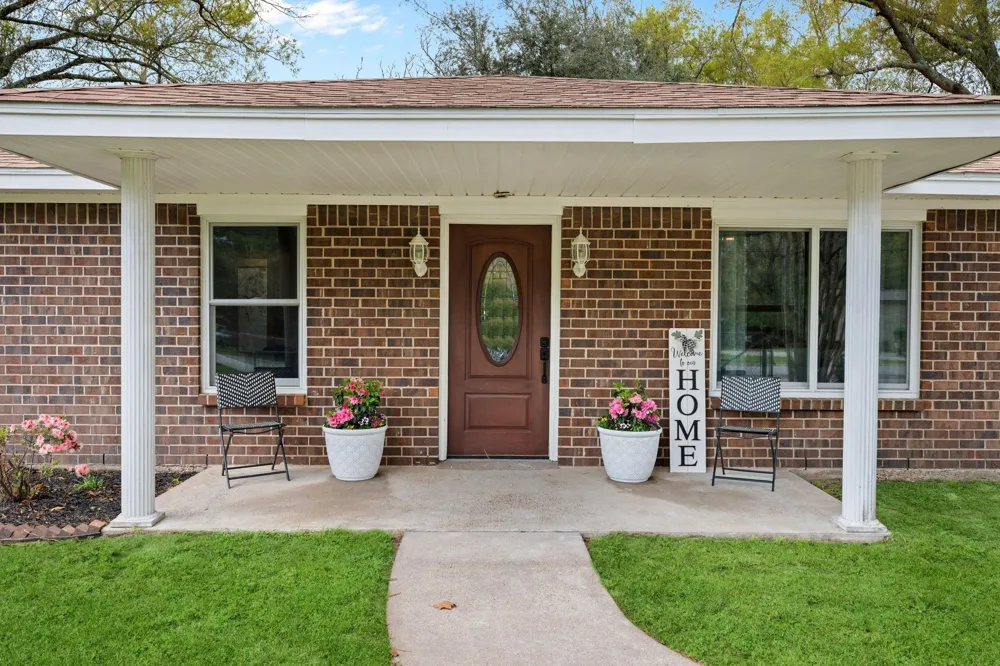 16746 Main Street Splendora, TX 77372