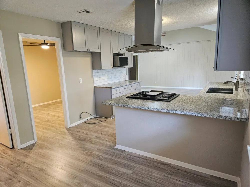 1402 New Orleans Street Deer Park, TX 77536