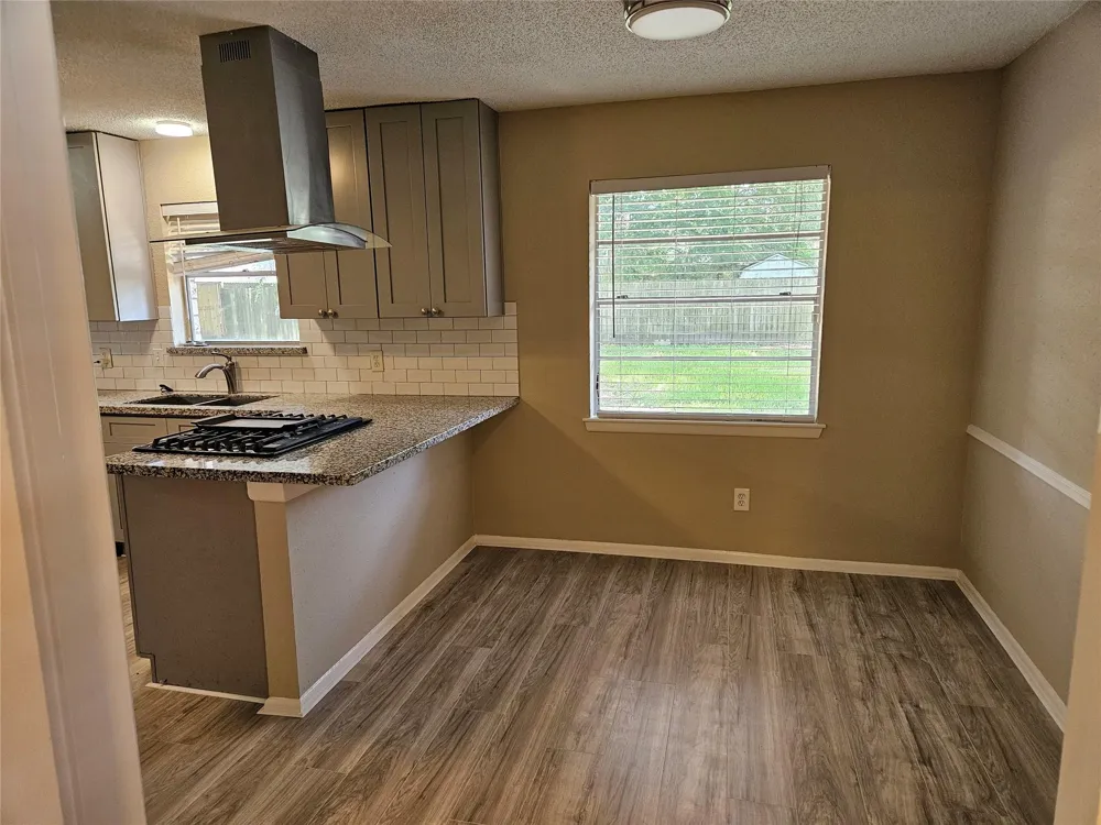 1402 New Orleans Street Deer Park, TX 77536