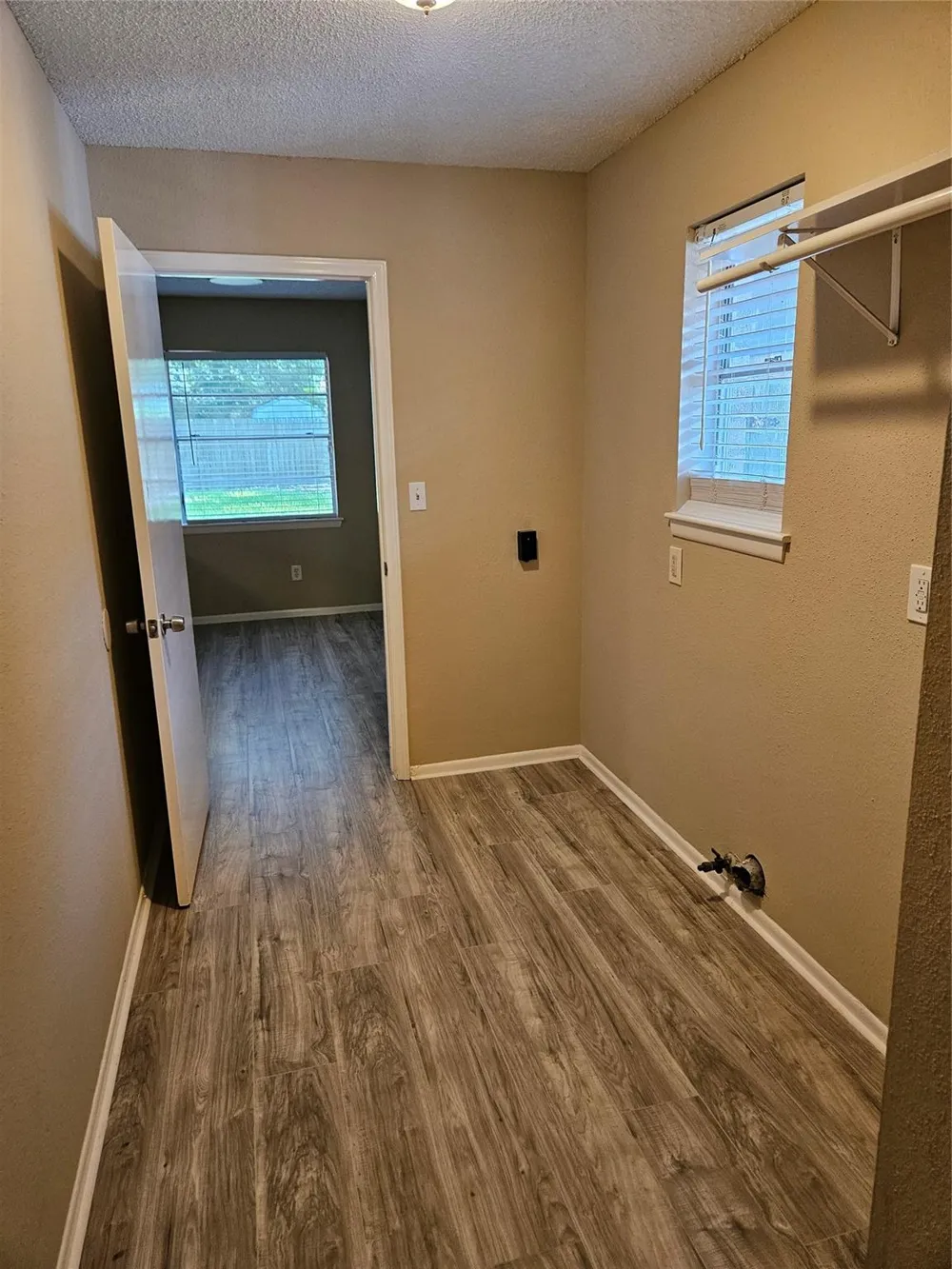 1402 New Orleans Street Deer Park, TX 77536