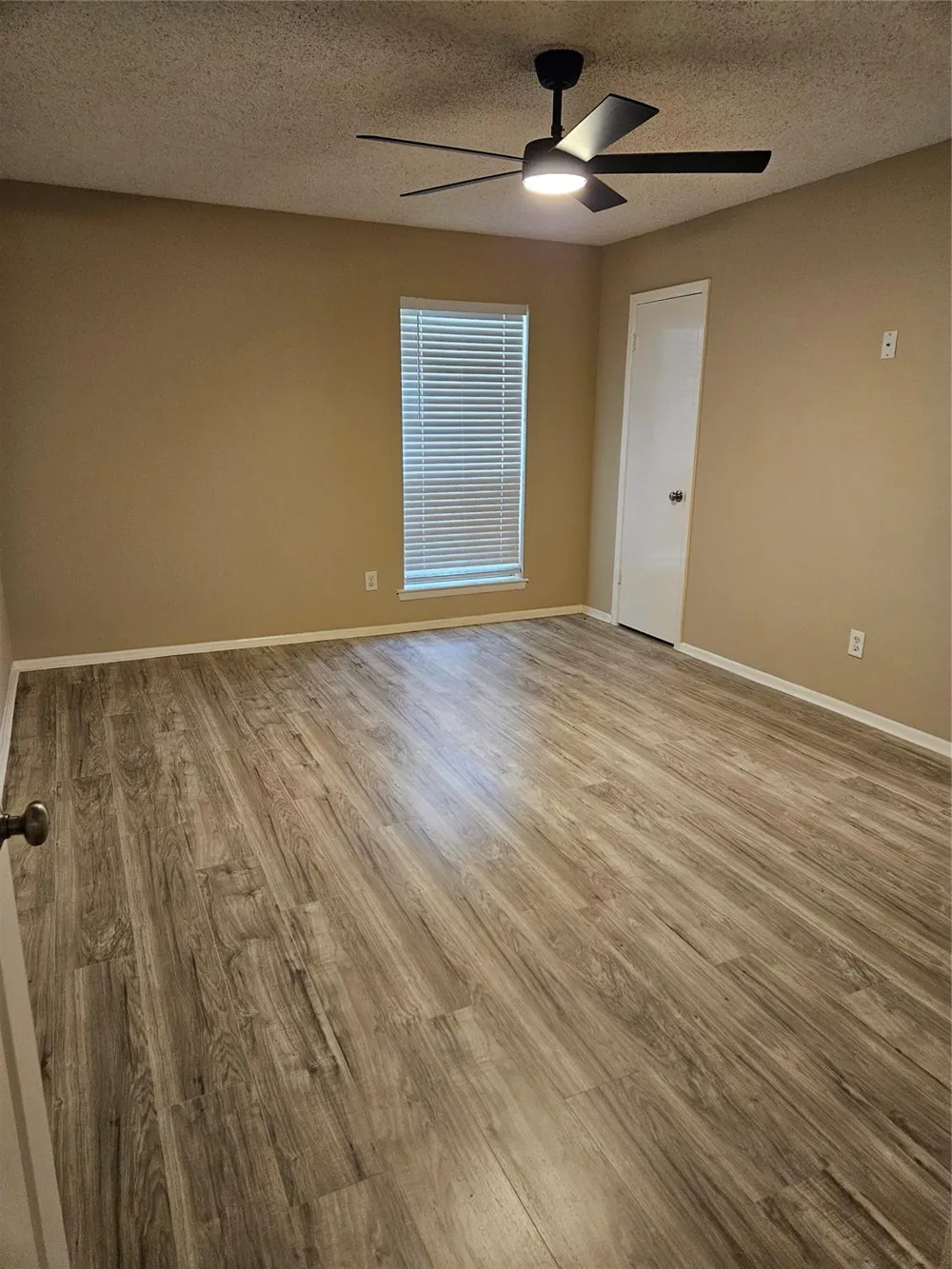 1402 New Orleans Street Deer Park, TX 77536