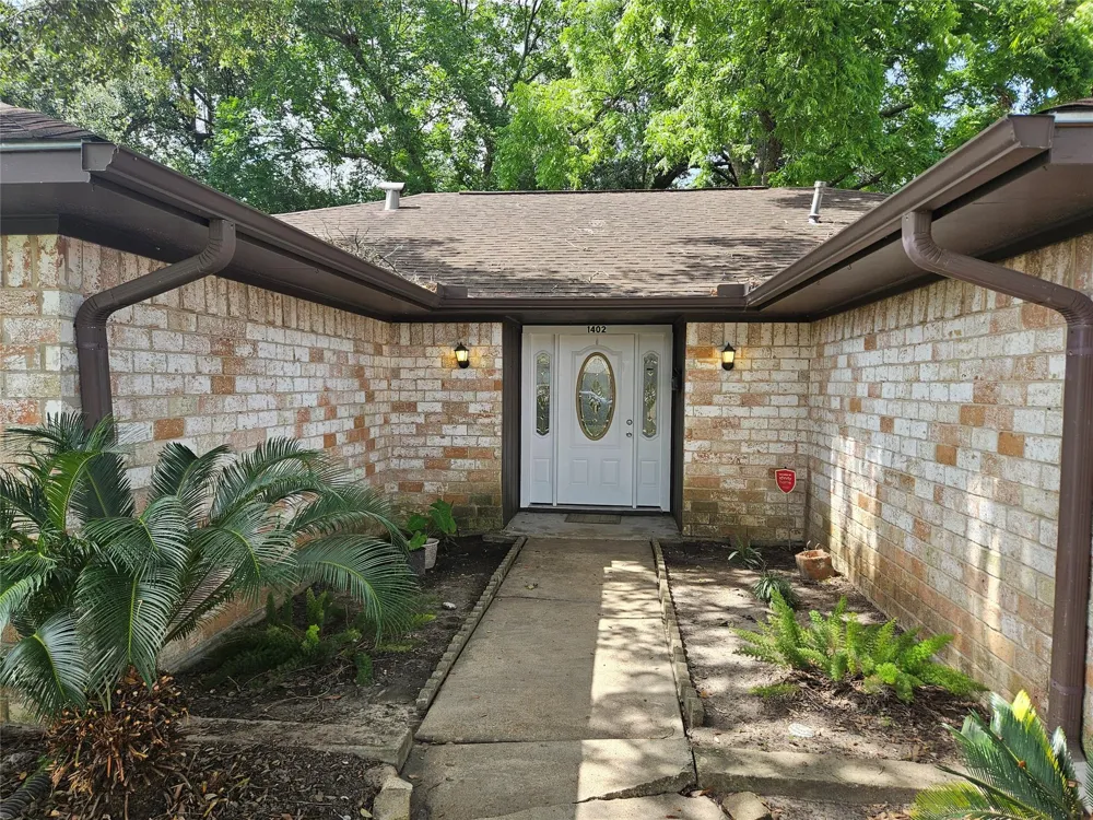 1402 New Orleans Street Deer Park, TX 77536
