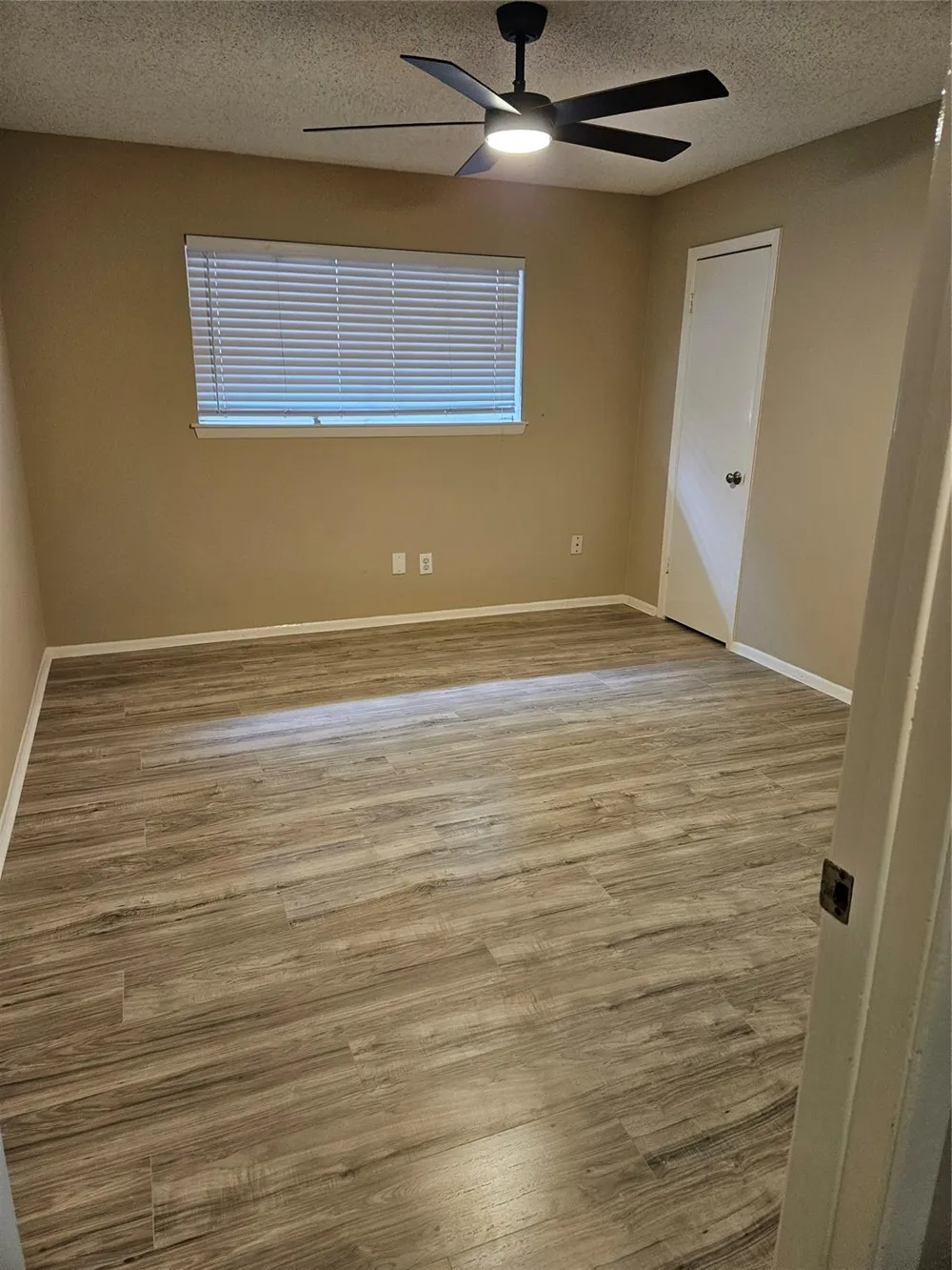 1402 New Orleans Street Deer Park, TX 77536