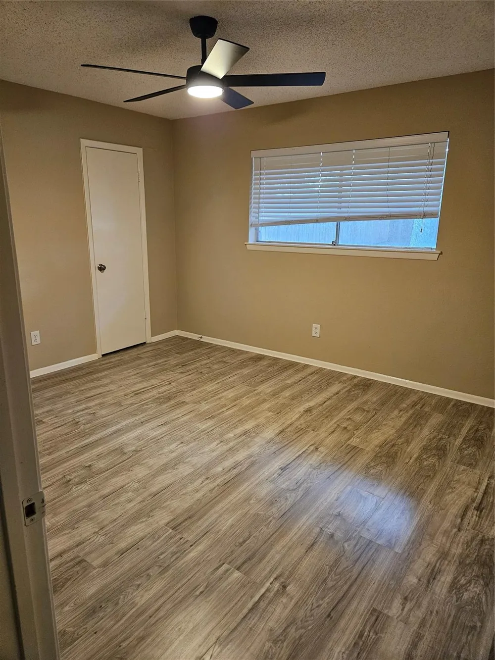 1402 New Orleans Street Deer Park, TX 77536