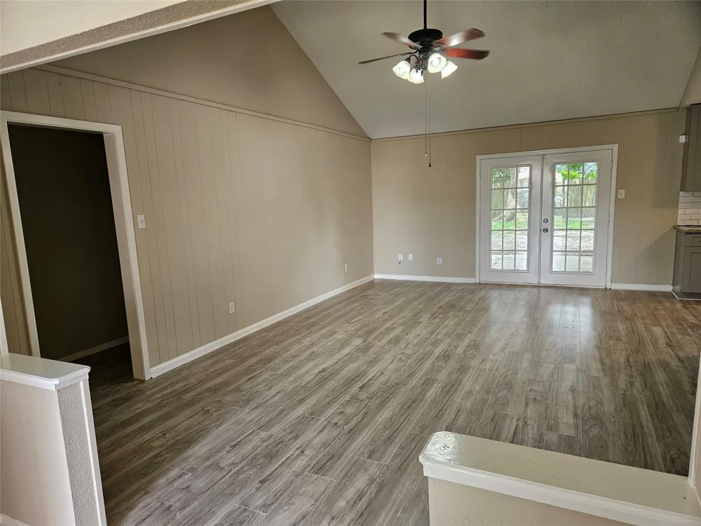 1402 New Orleans Street Deer Park, TX 77536