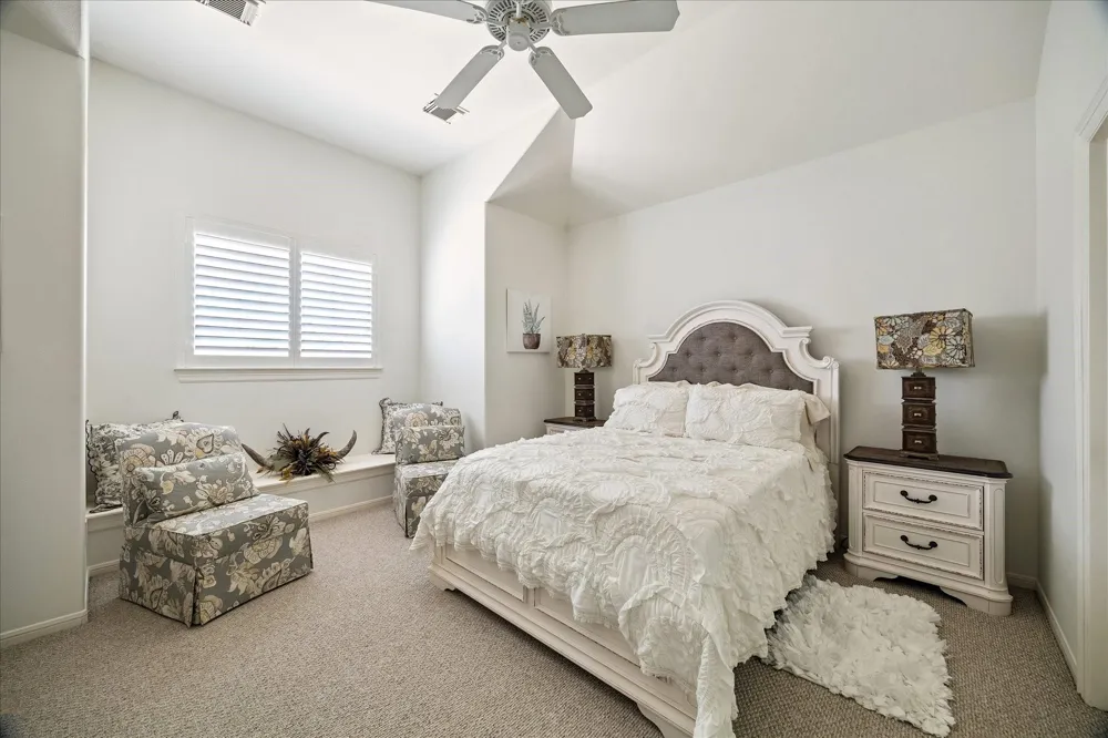 2727 Tudor Manor Houston, TX 77082