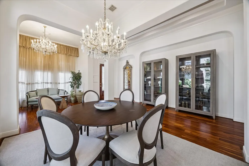 2727 Tudor Manor Houston, TX 77082