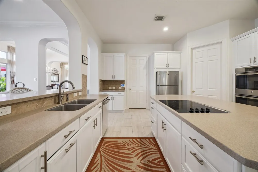 2727 Tudor Manor Houston, TX 77082