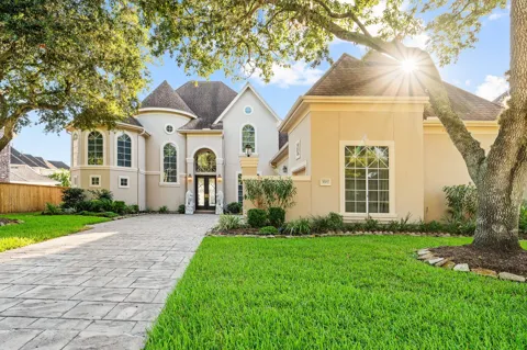 3707 Abbeywood Drive
