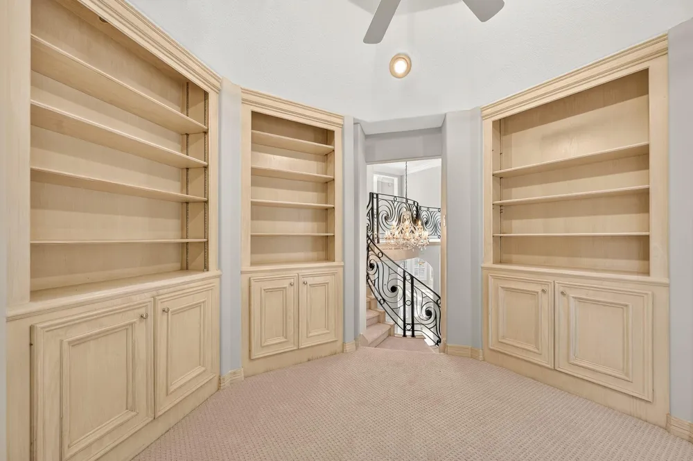 3707 Abbeywood Drive Pearland, TX 77584
