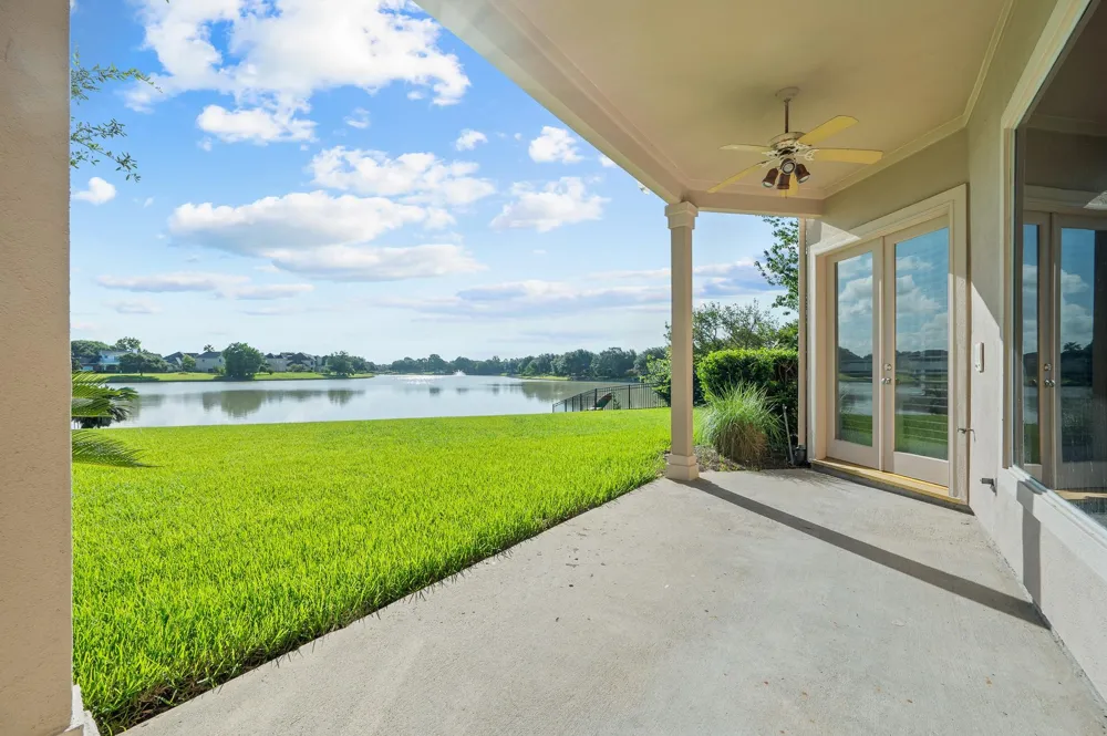 3707 Abbeywood Drive Pearland, TX 77584