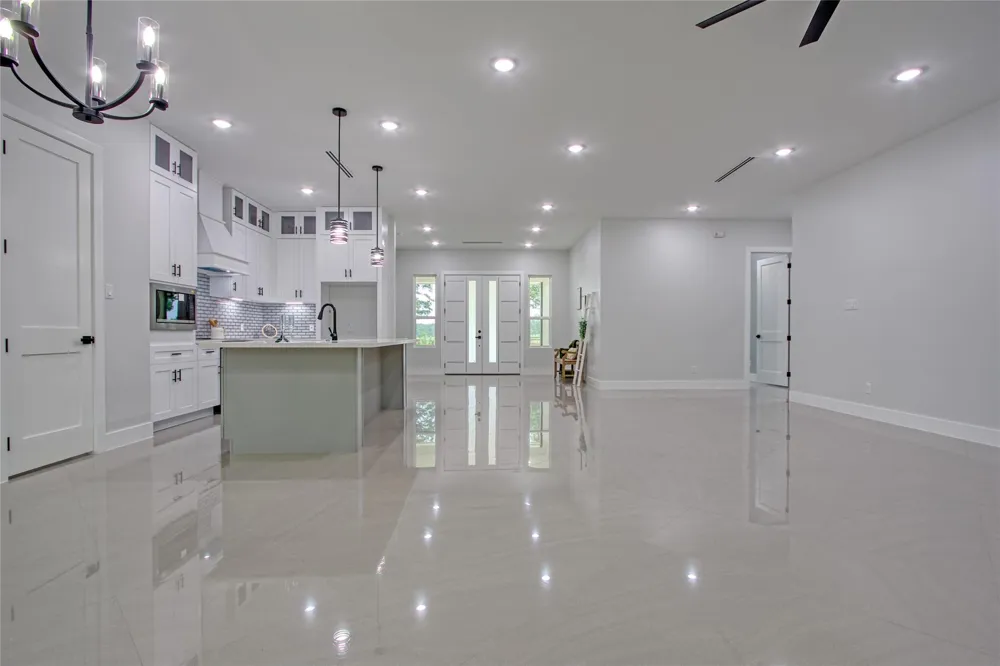 11082 Tammy Circle Plantersville, TX 77363