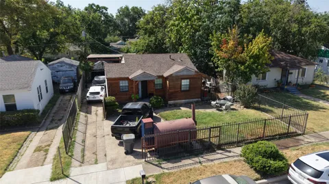 2536 Jennings Avenue