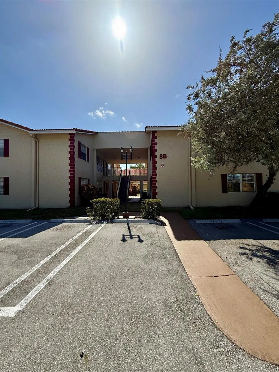 3764 UNIVERSITY DRIVE #I-8 Coral Springs, FL 33065