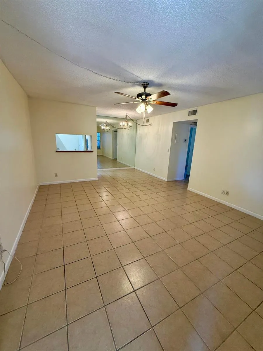 3764 UNIVERSITY DRIVE #I-8 Coral Springs, FL 33065
