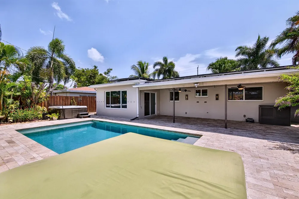 4821 NE 6th Avenue Oakland Park, FL 33334