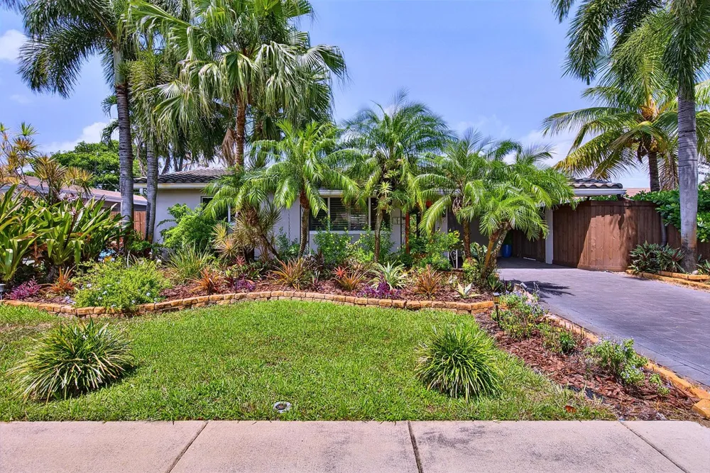 4821 NE 6th Avenue Oakland Park, FL 33334