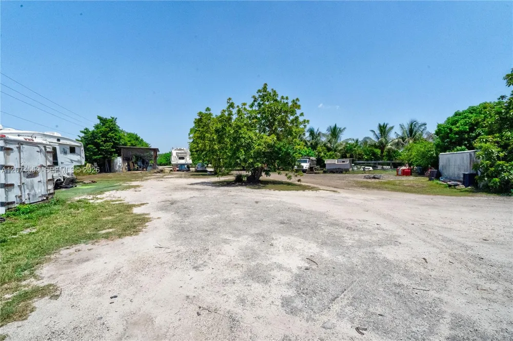 19651 SW 168th St Miami, FL 33187