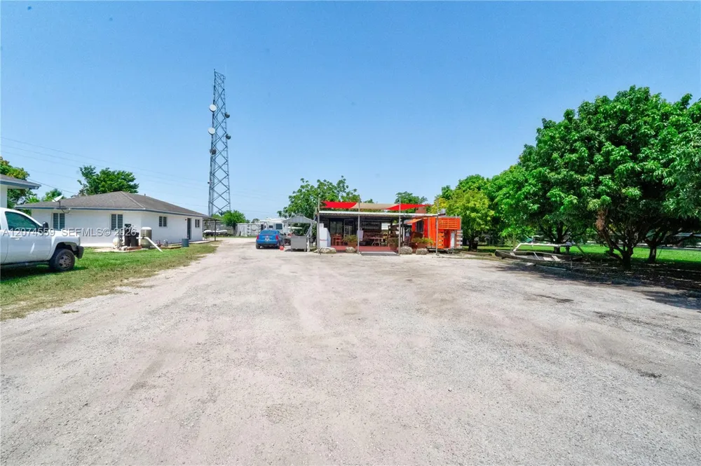 19651 SW 168th St Miami, FL 33187