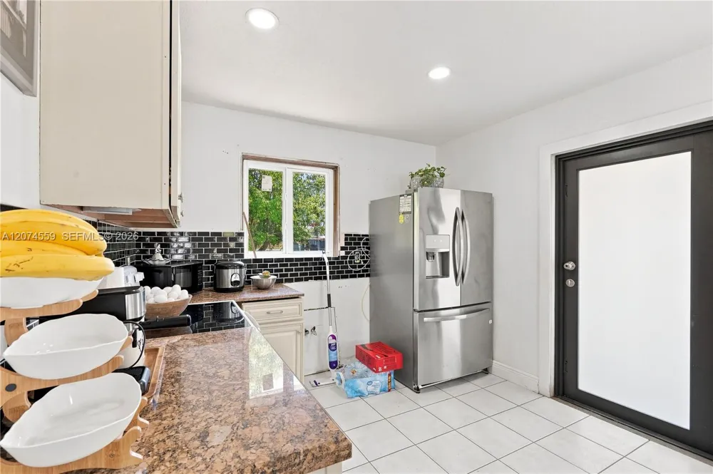 19651 SW 168th St Miami, FL 33187