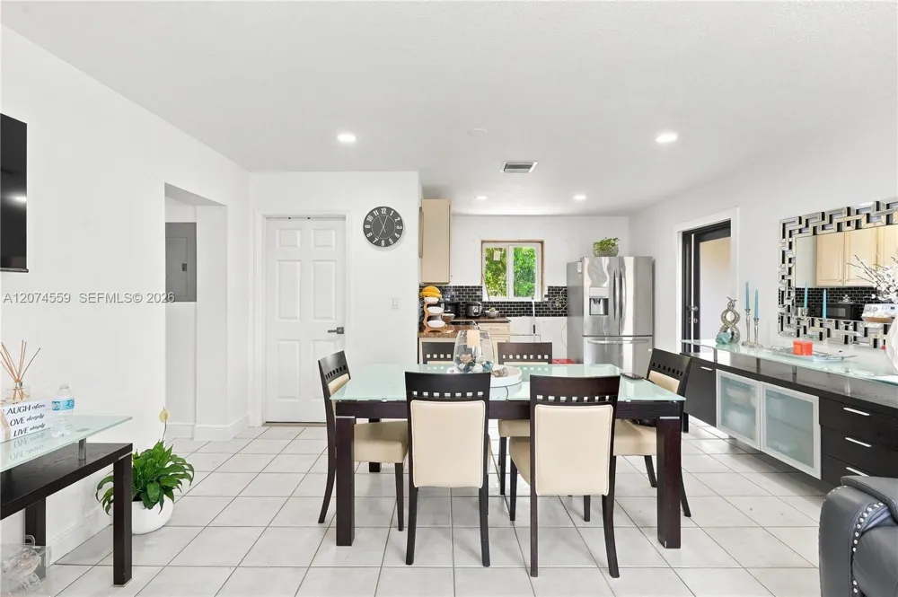 19651 SW 168th St Miami, FL 33187