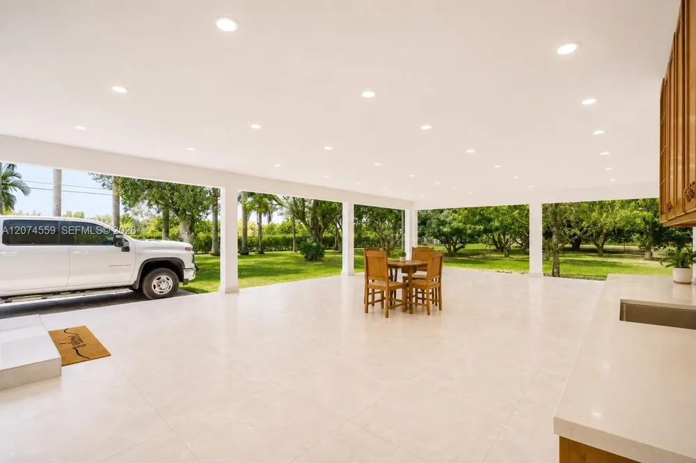 19651 SW 168th St Miami, FL 33187