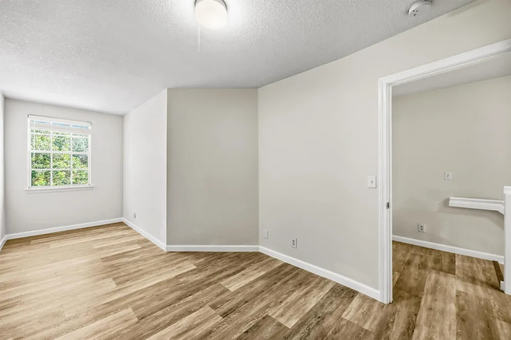 9872 NW 56th Place Coral Springs, FL 33076